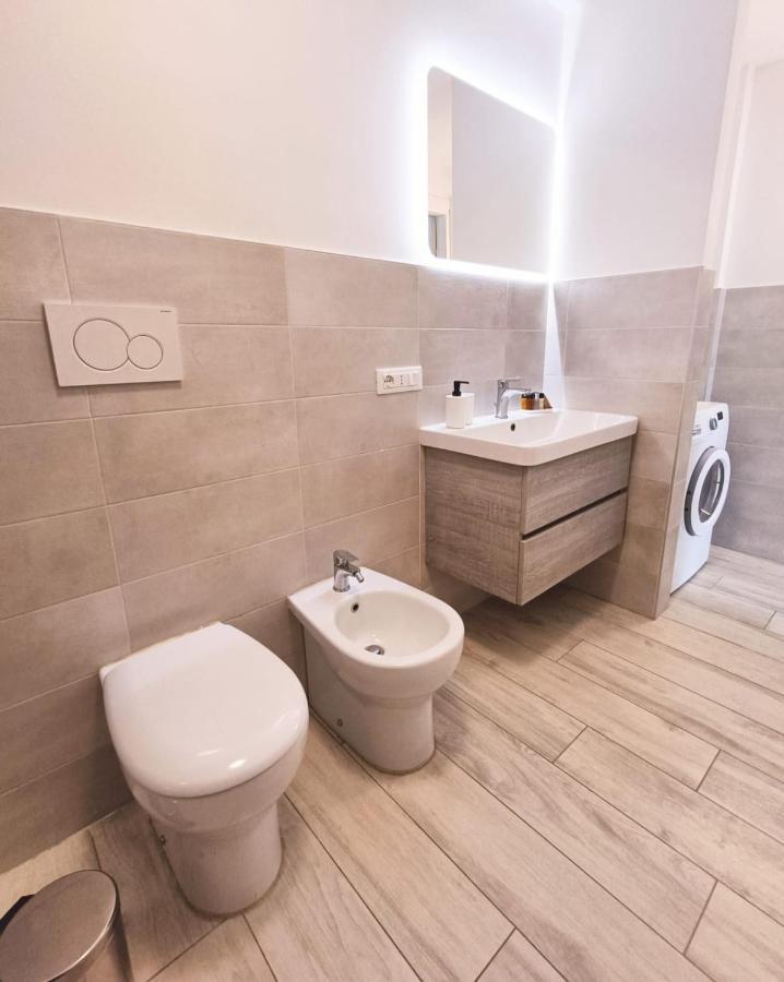 Yr Apartments Milan - Bocconi Eksteriør billede