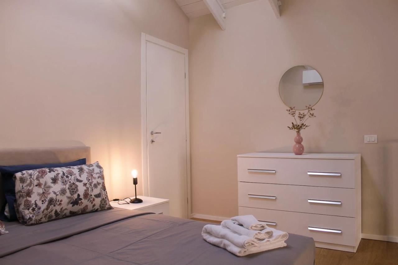 Yr Apartments Milan - Bocconi Eksteriør billede
