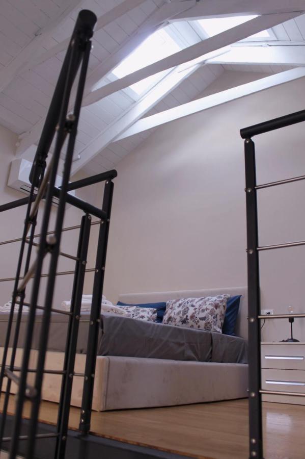 Yr Apartments Milan - Bocconi Eksteriør billede