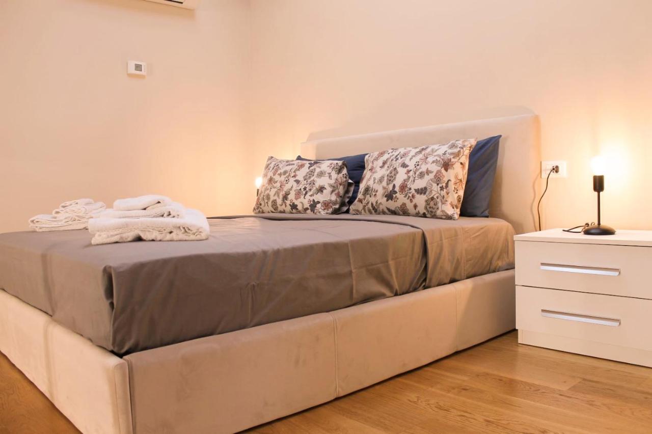 Yr Apartments Milan - Bocconi Eksteriør billede