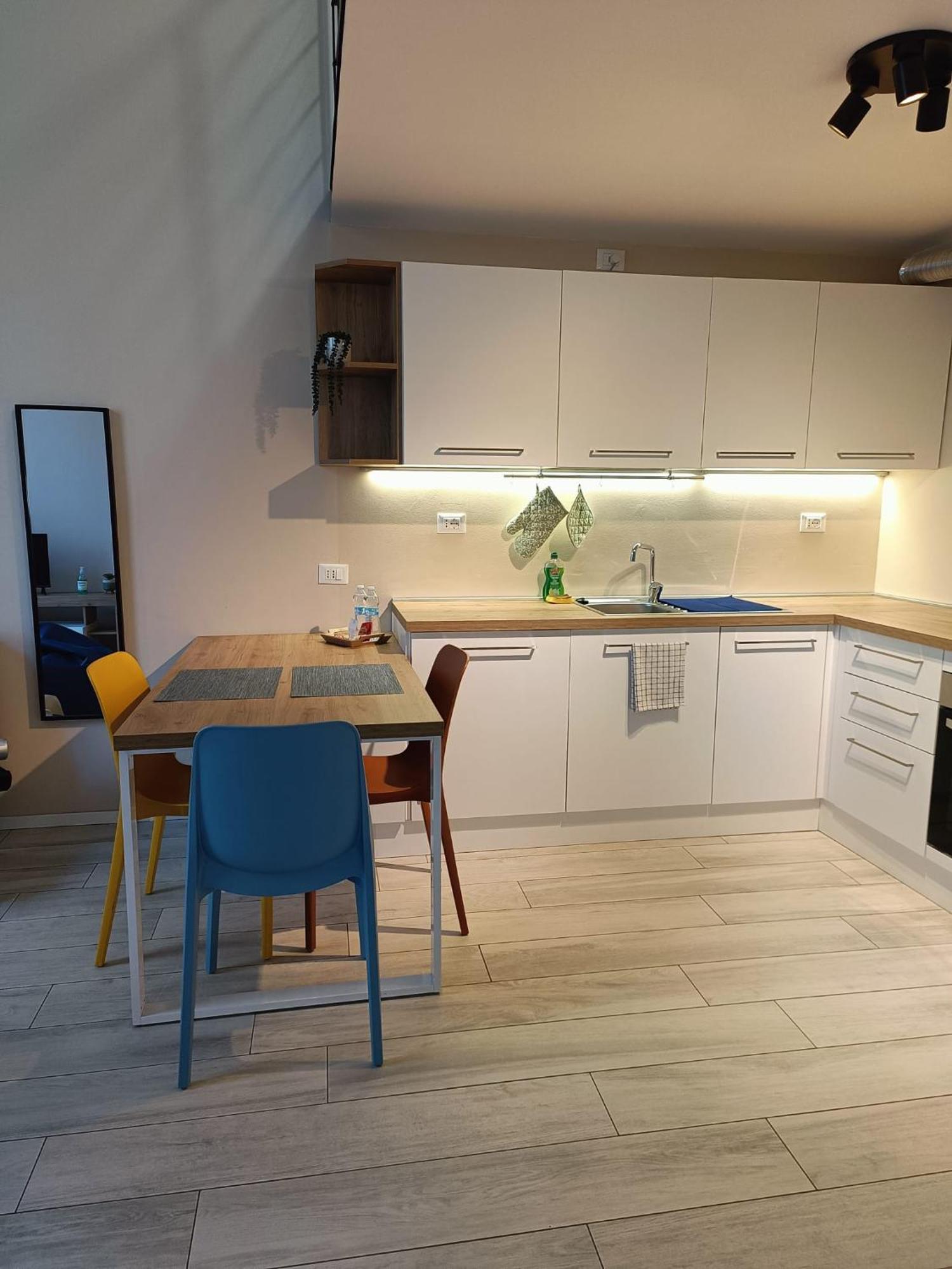 Yr Apartments Milan - Bocconi Eksteriør billede