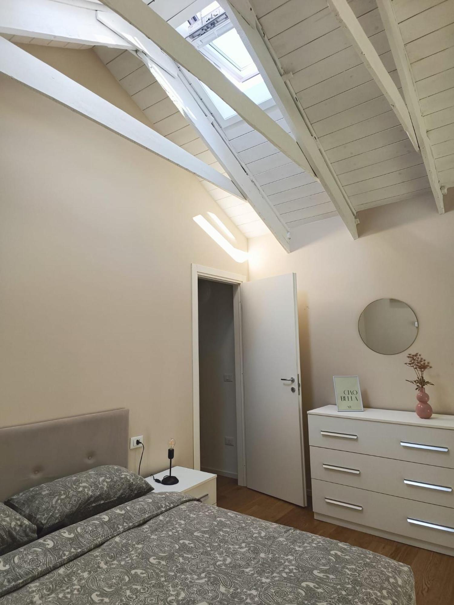 Yr Apartments Milan - Bocconi Eksteriør billede