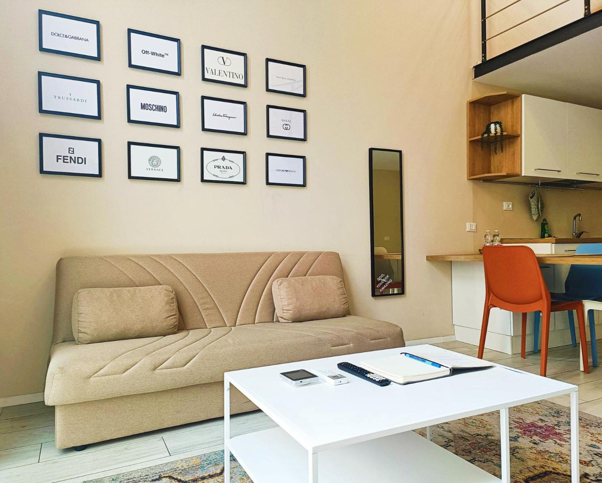 Yr Apartments Milan - Bocconi Eksteriør billede